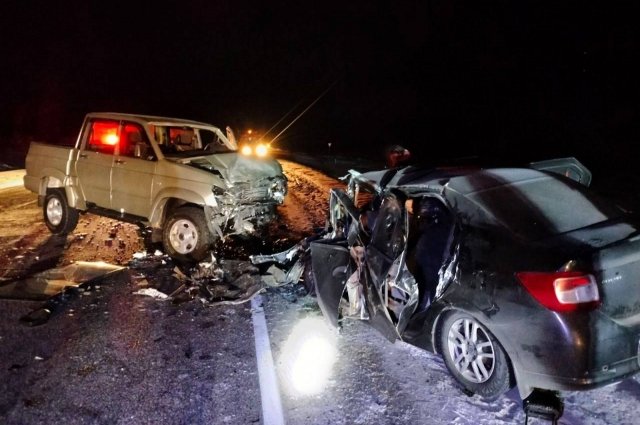 В республике Тува из-за пьяного водителя погибли пять человек